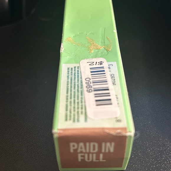 Jeffree Star lipgloss, and lippy color, choice! - Picture 4 of 4